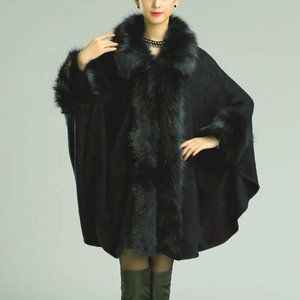 Women Elegant Black Faux Fur Coat/Cape